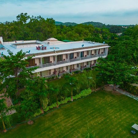 Ranakpur Safari Resort Sādri Kültér fotó